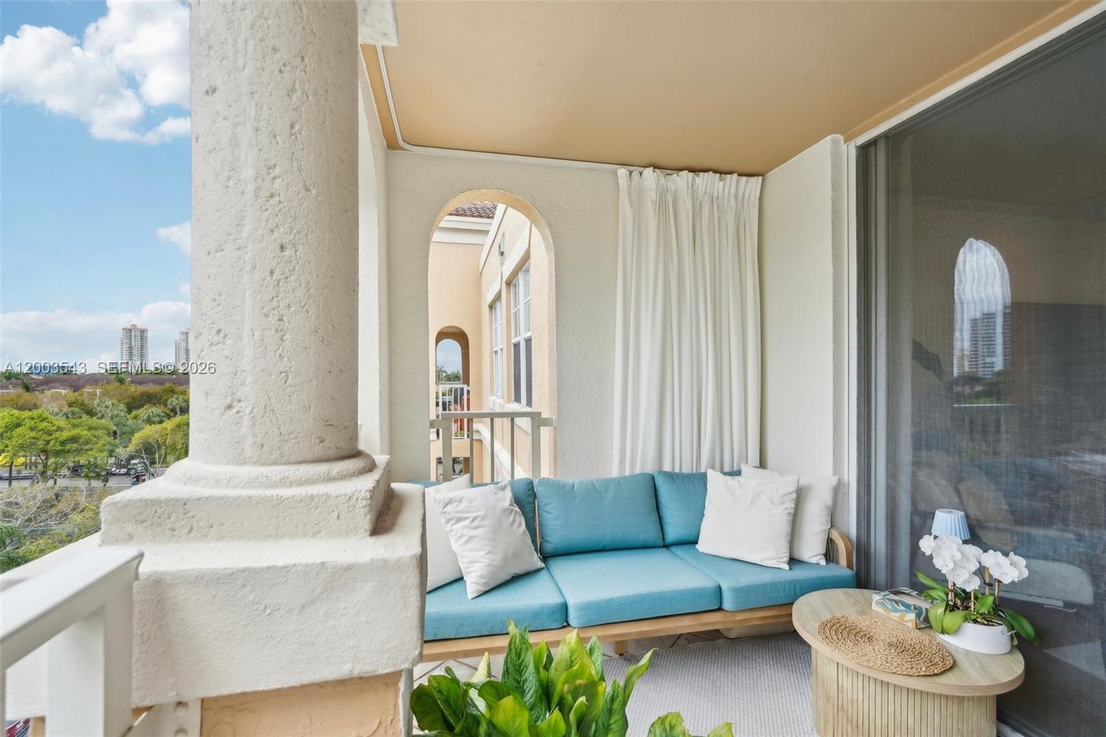 19701 E Country Club Dr #5603, Aventura FL 33180