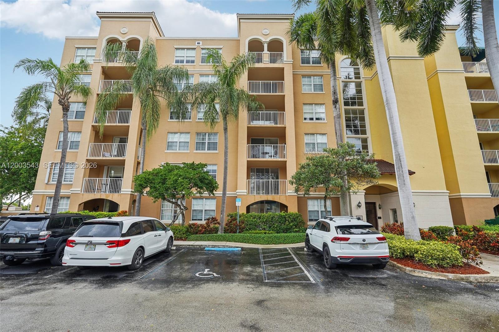 19701 E Country Club Dr #5603, Aventura FL 33180
