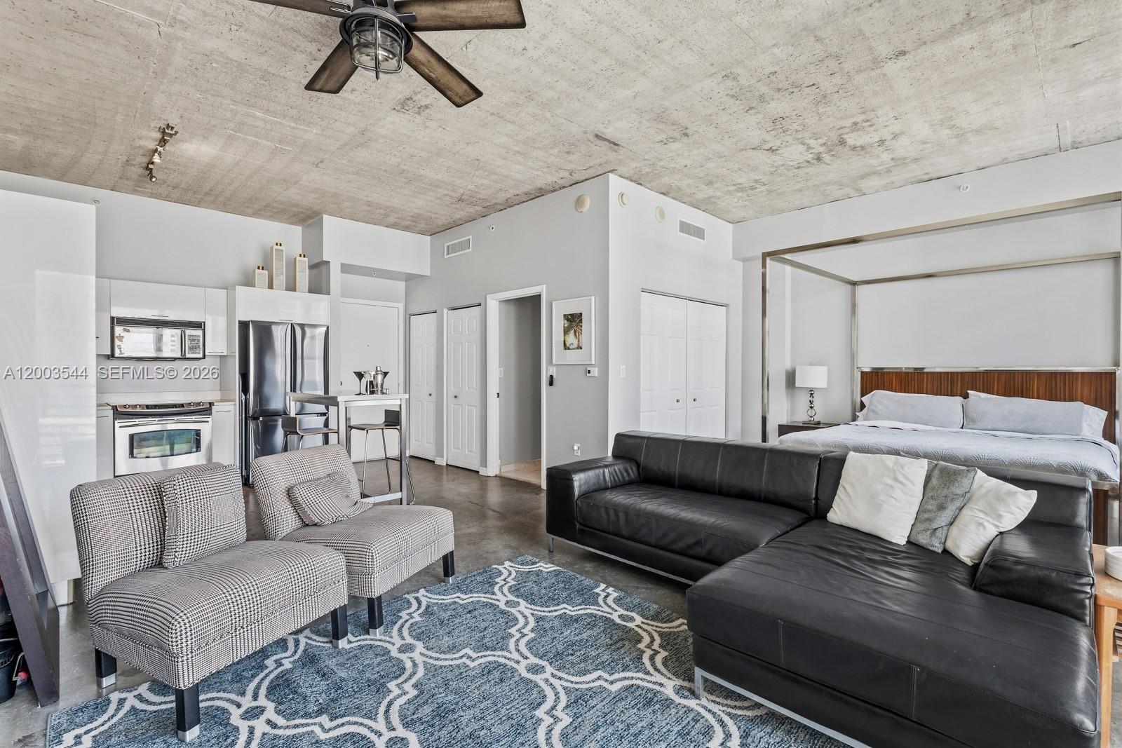 133 NE 2nd Ave #2705, Miami FL 33132