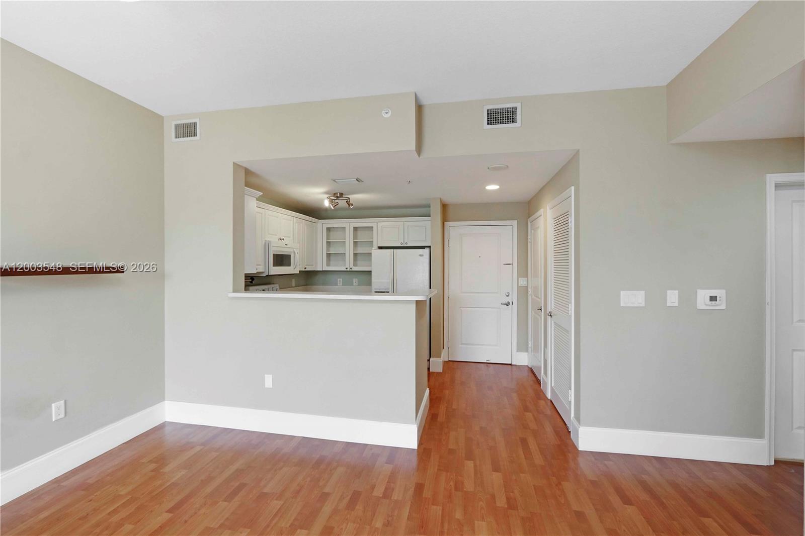 10 Aragon Ave #818, Coral Gables FL 33134
