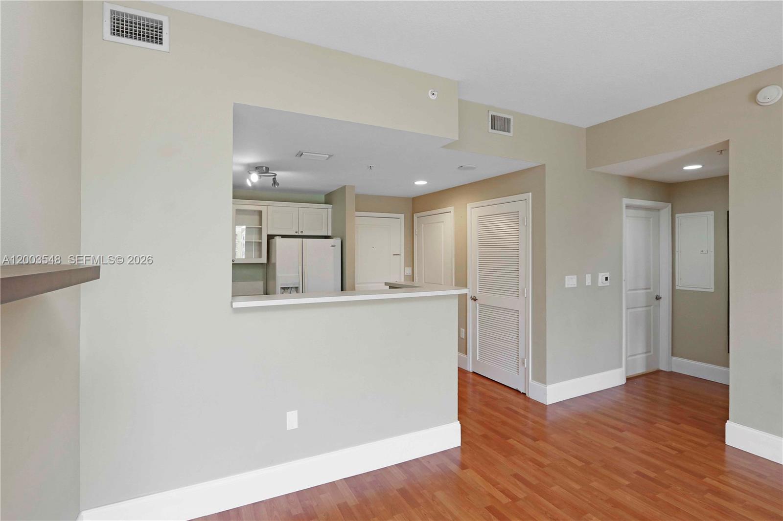 10 Aragon Ave #818, Coral Gables FL 33134