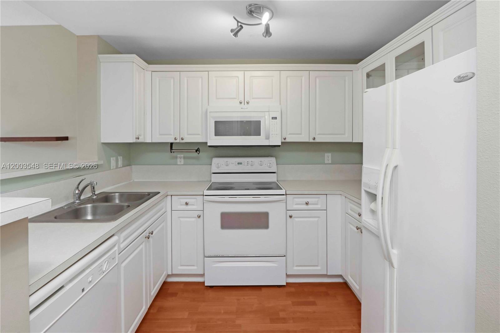 10 Aragon Ave #818, Coral Gables FL 33134