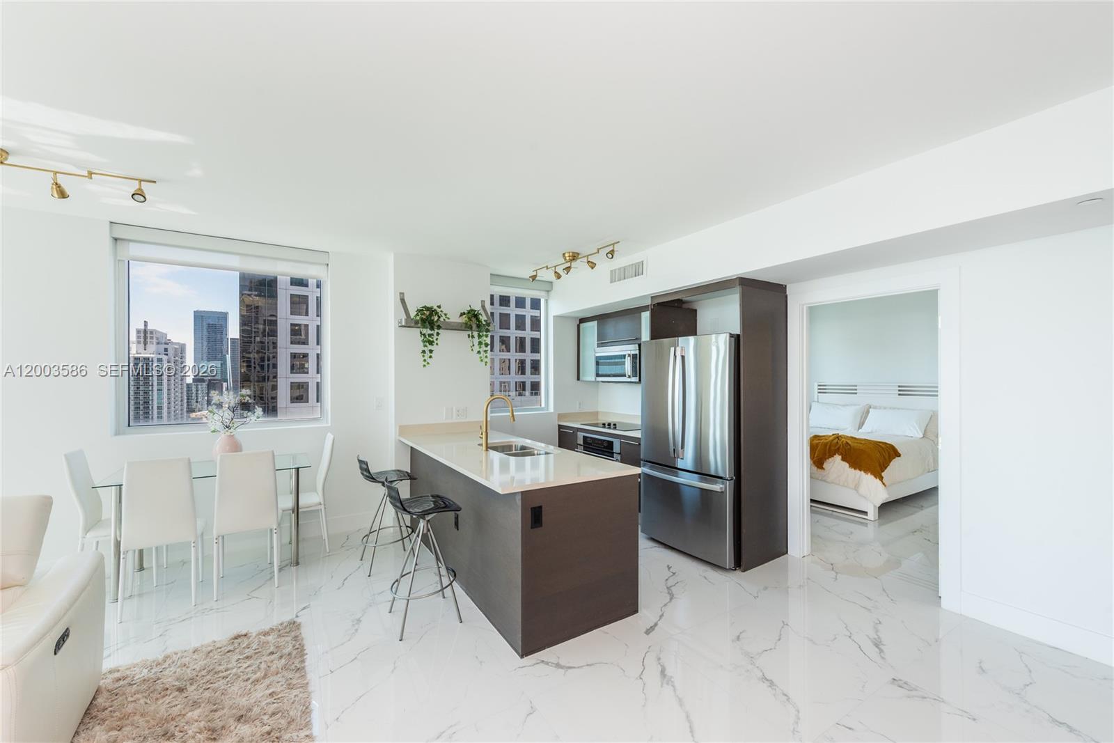 500 Brickell Ave #3802, Miami FL 33131