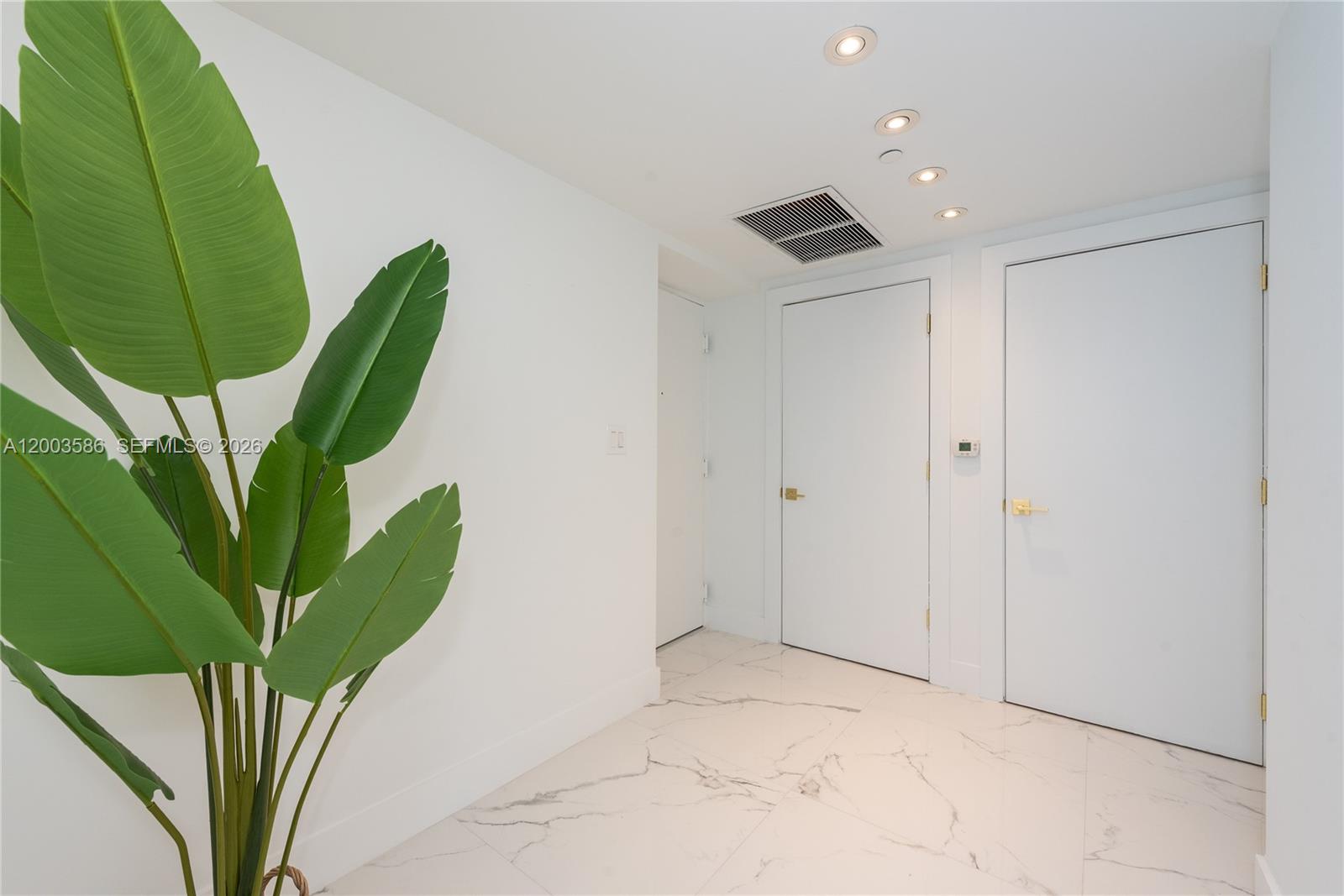 500 Brickell Ave #3802, Miami FL 33131