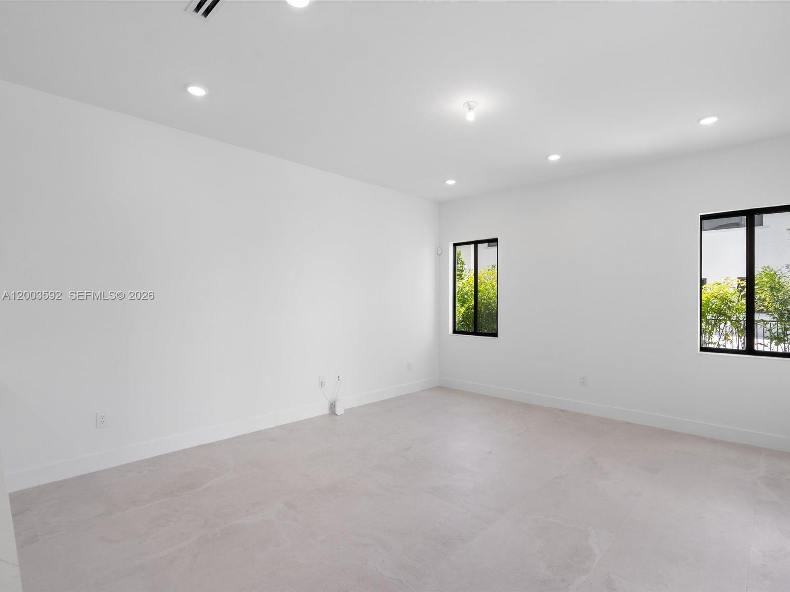 19602 NE 14 CT #0, Miami FL 33179