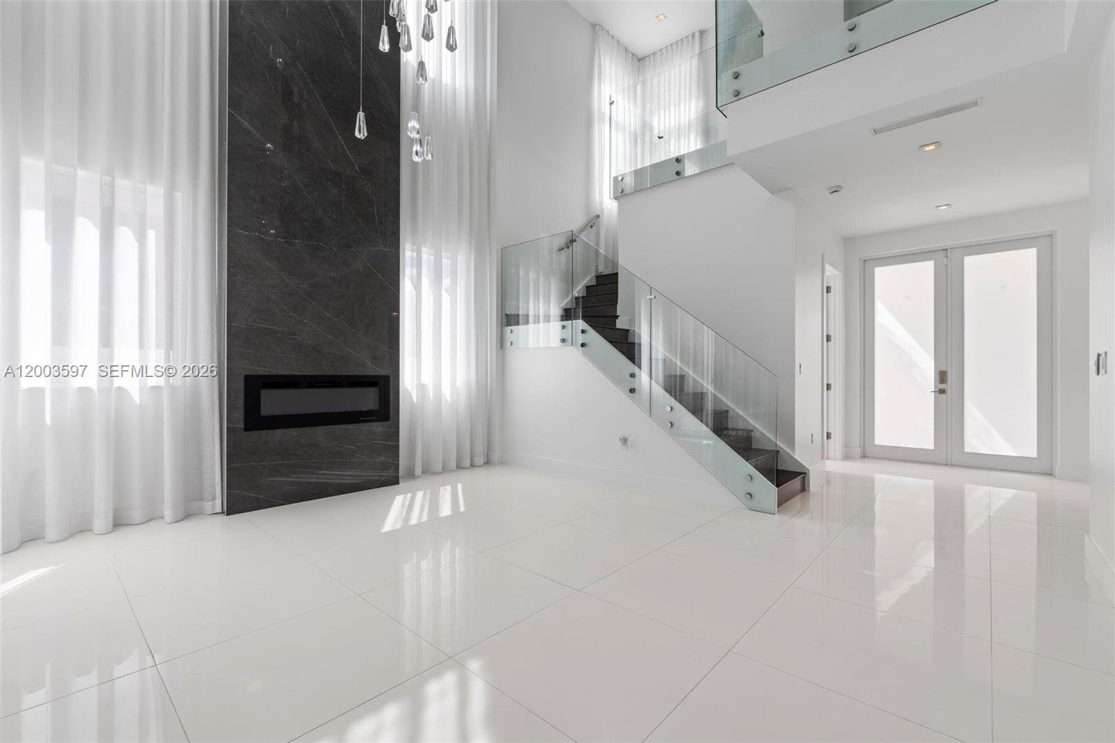 10431 NW 68th Ter, Doral FL 33178