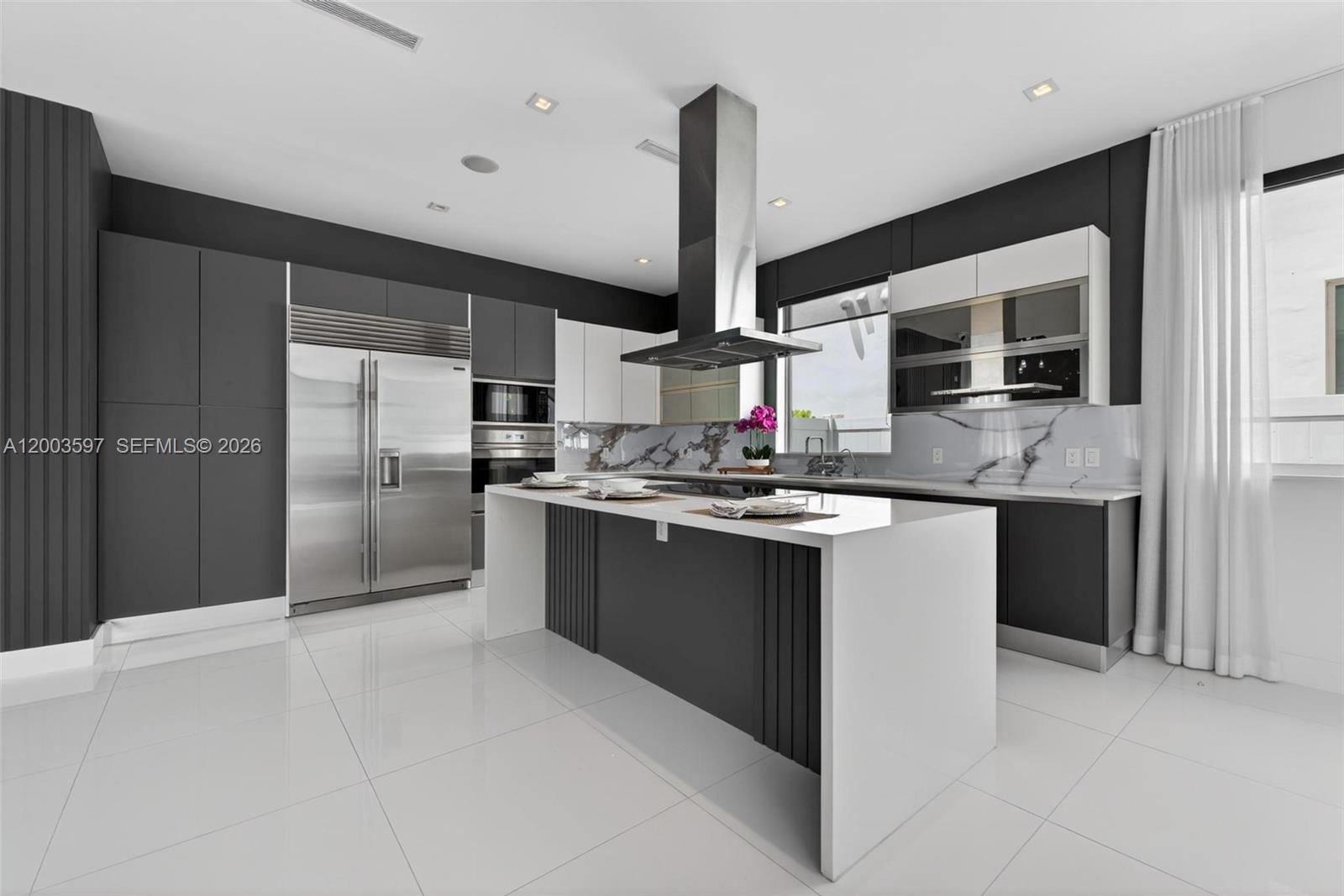 10431 NW 68th Ter, Doral FL 33178