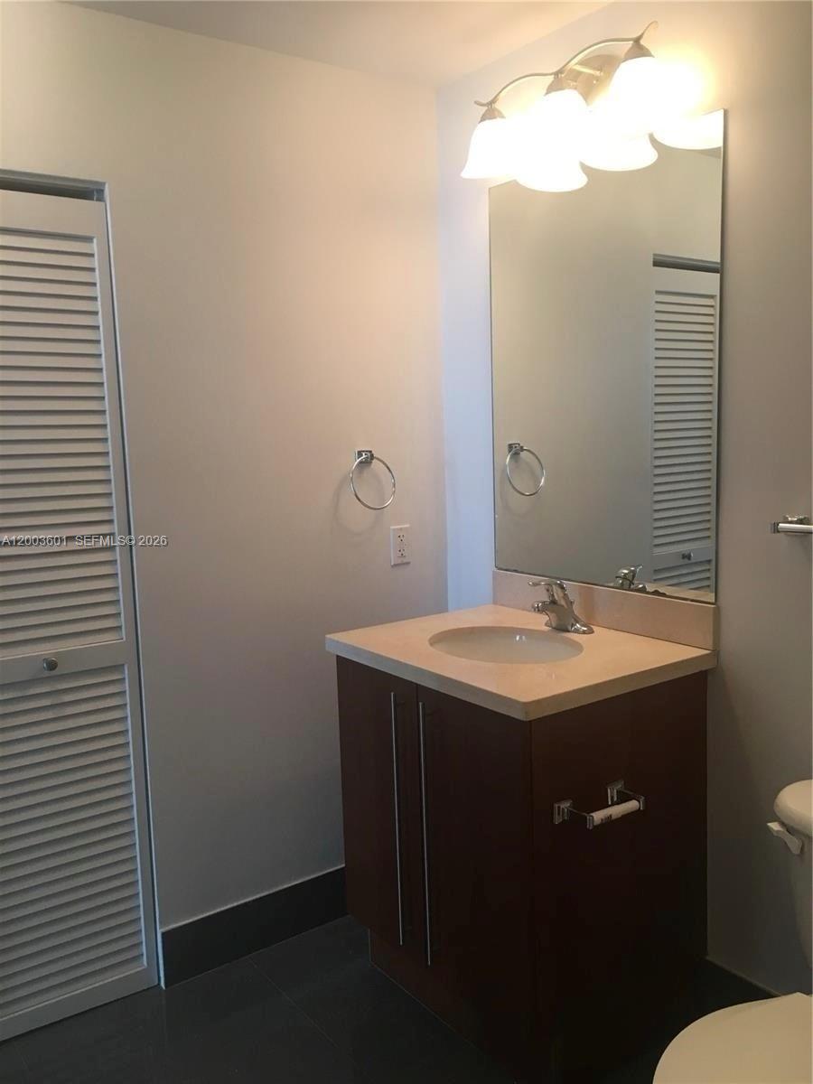 1111 SW 1st Ave #2223-N, Miami FL 33130