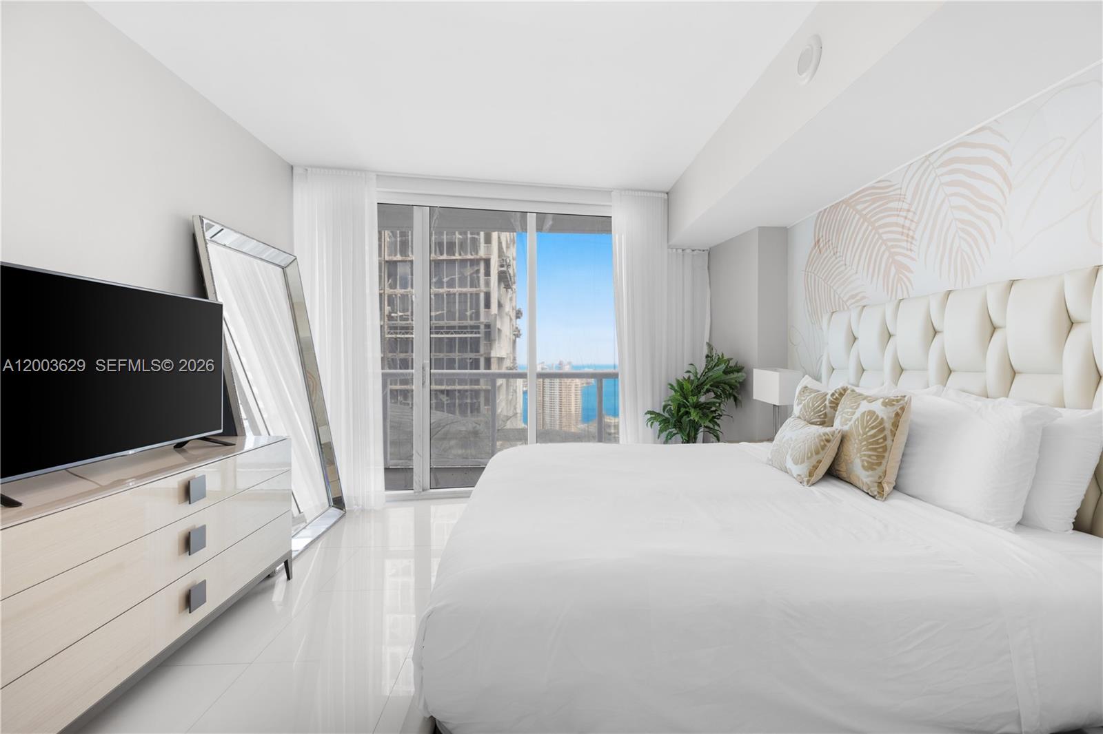 485 Brickell Ave #4501, Miami FL 33131