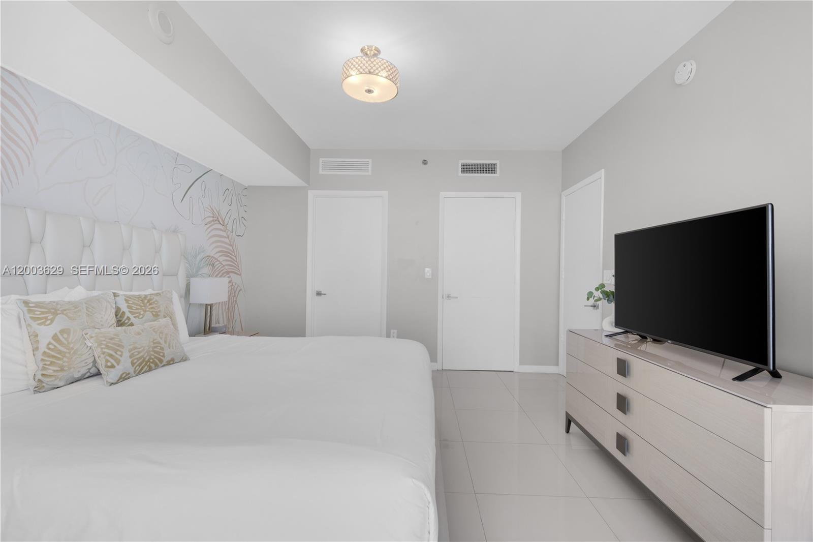 485 Brickell Ave #4501, Miami FL 33131