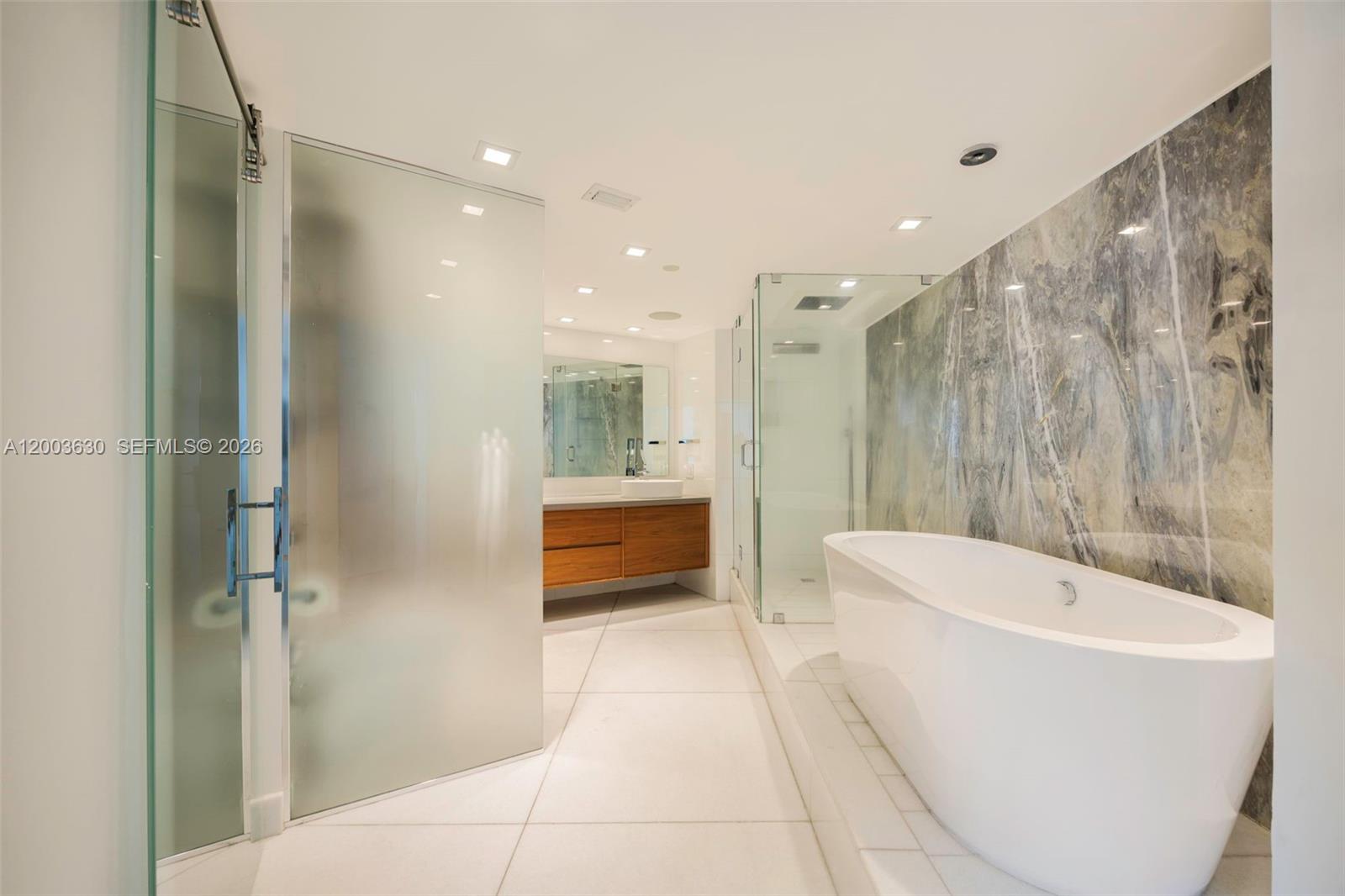 2127 Brickell Ave #1805, Miami FL 33129