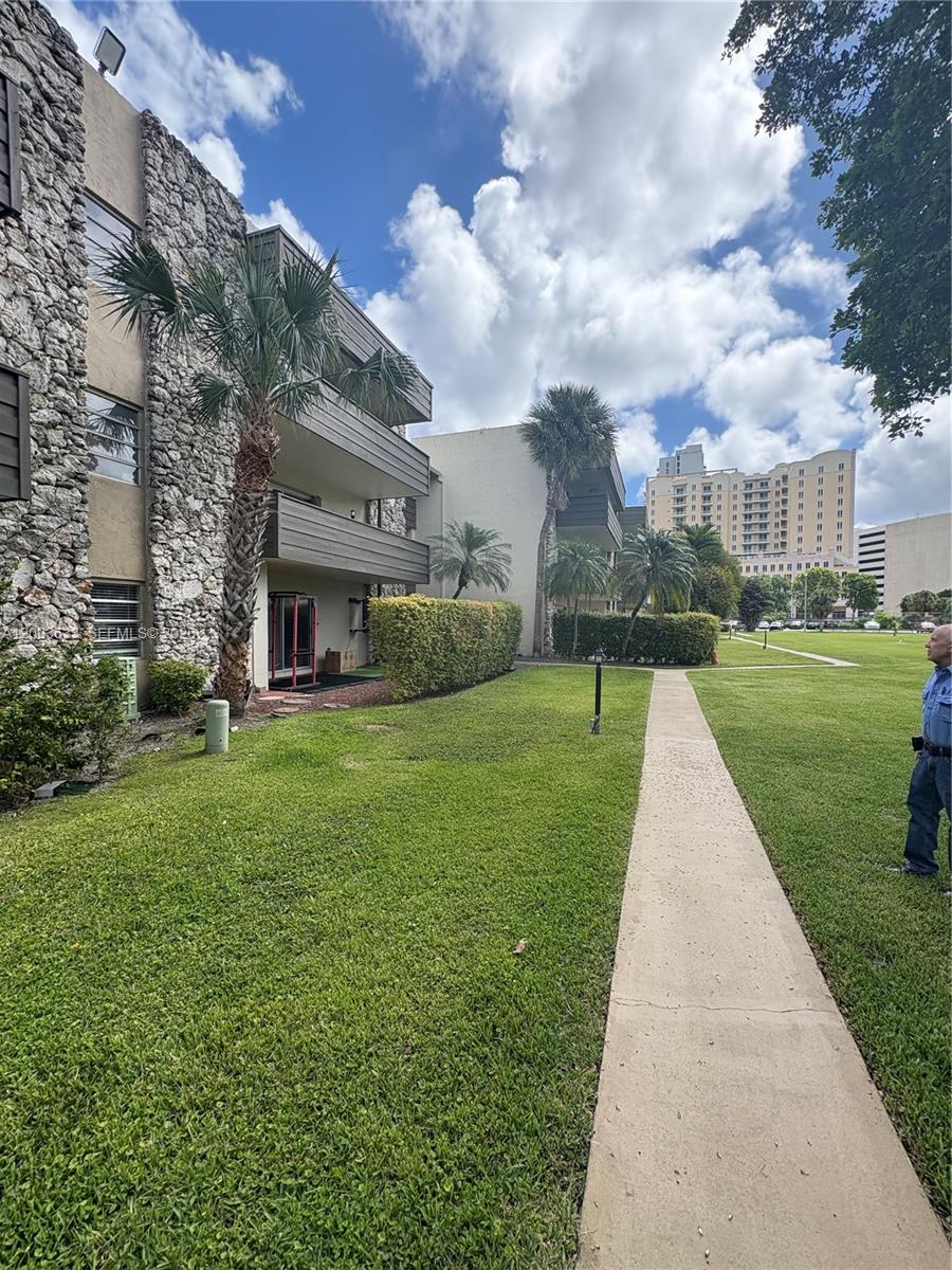 8335 SW 72nd Ave #108D, Miami FL 33143