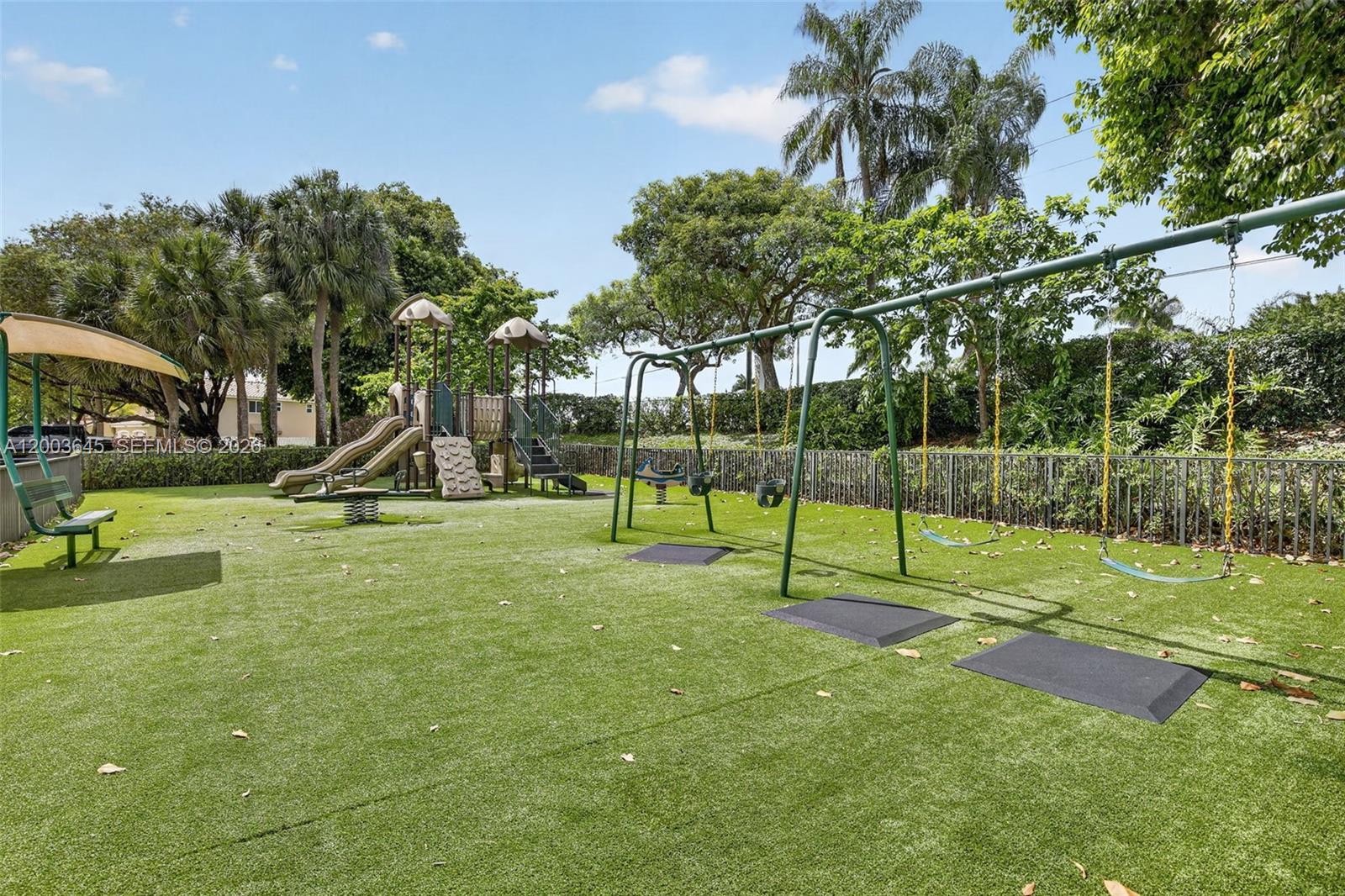 19010 NW 23rd Ct, Pembroke Pines FL 33029
