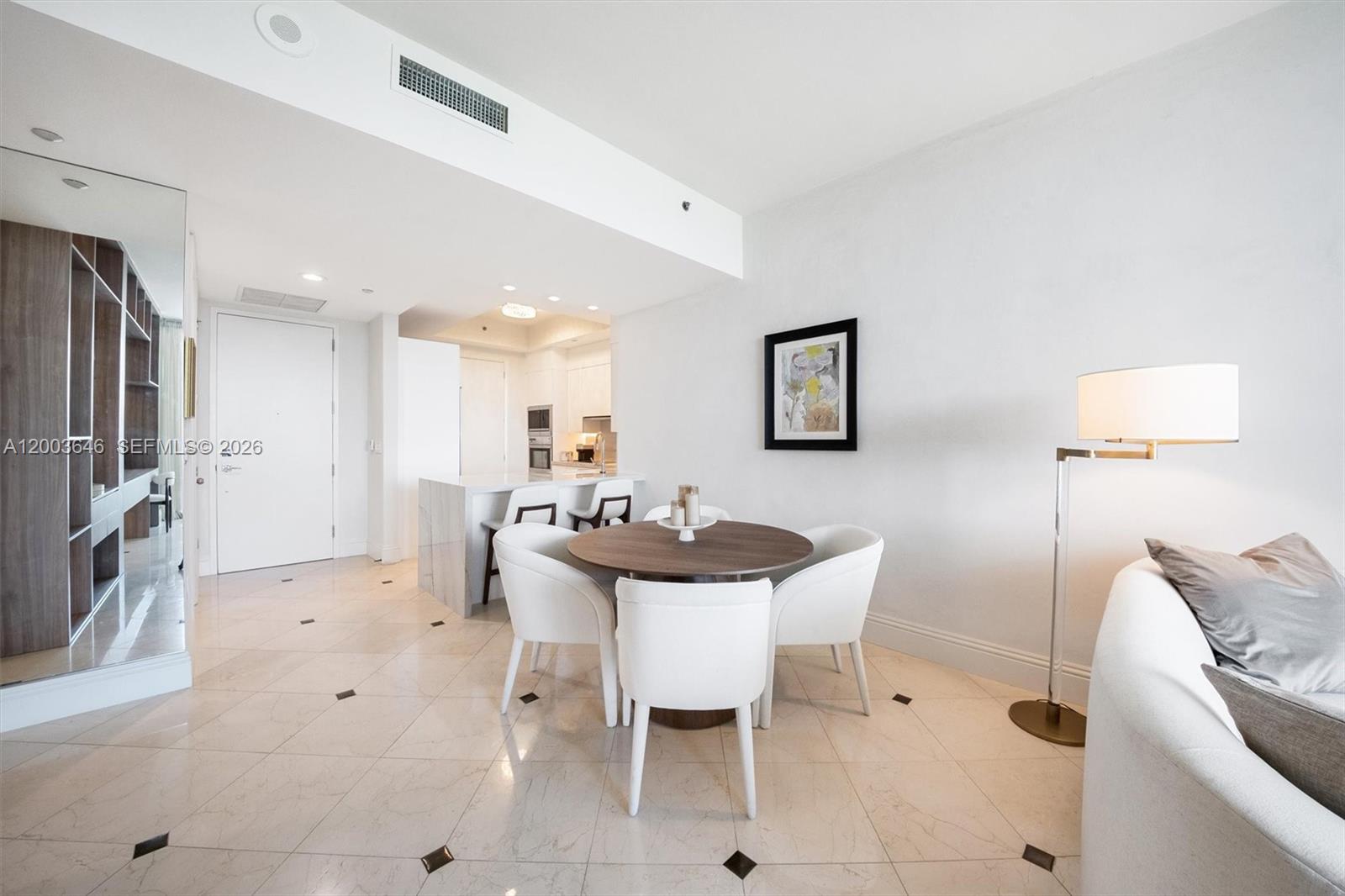 100 S Pointe Dr #702, Miami Beach FL 33139