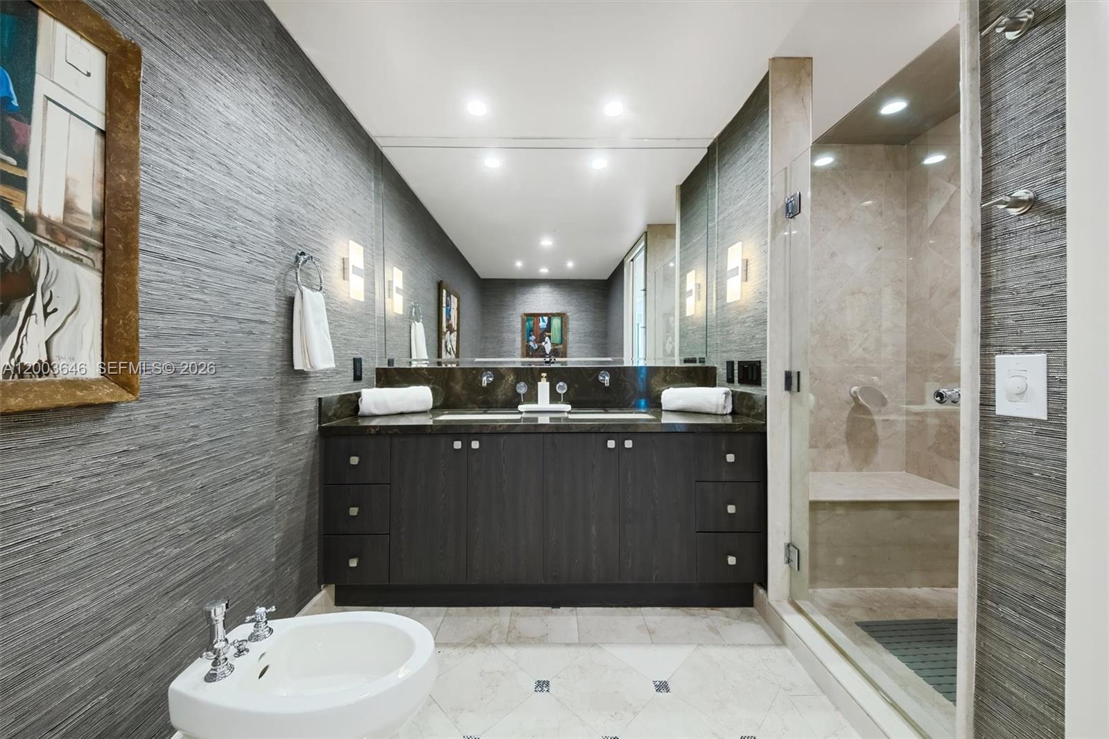100 S Pointe Dr #702, Miami Beach FL 33139