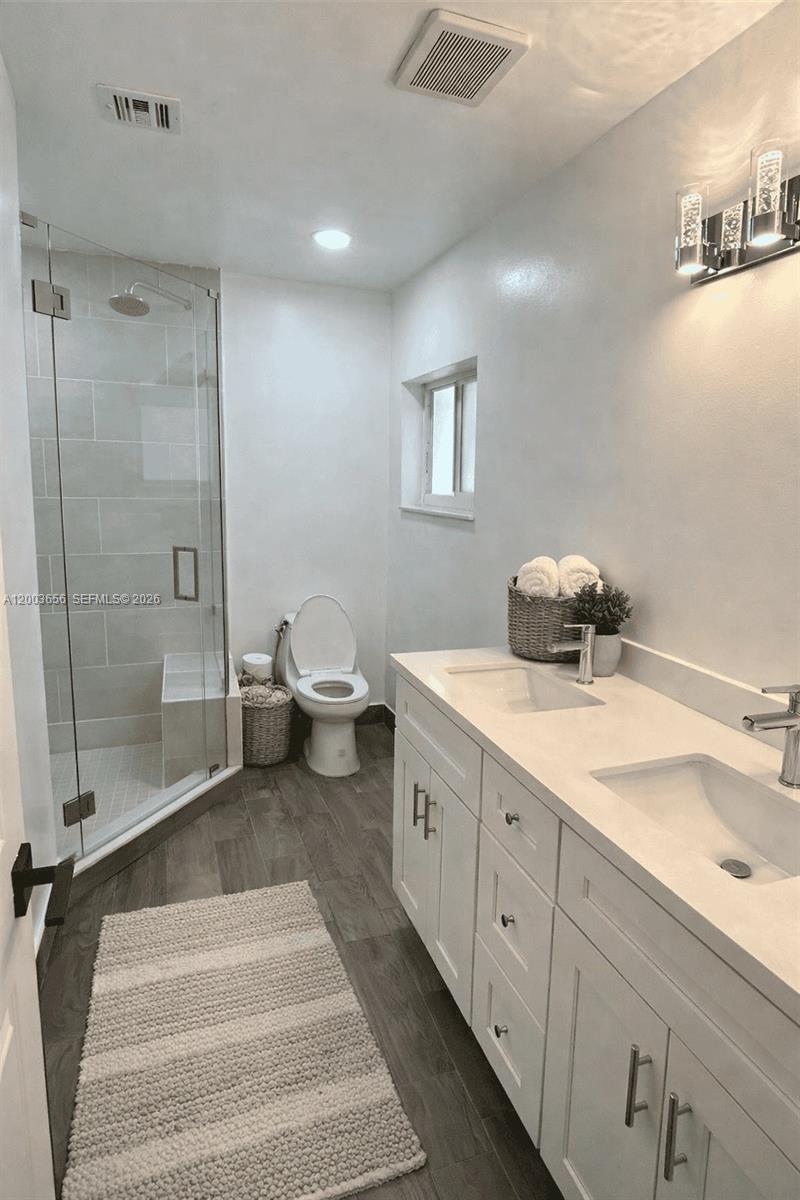 2831 NW 189th St, Miami Gardens FL 33056
