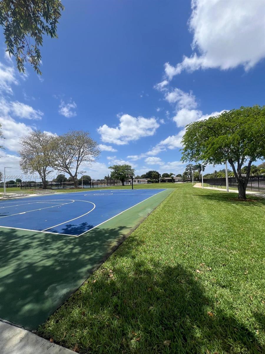 2831 NW 189th St, Miami Gardens FL 33056