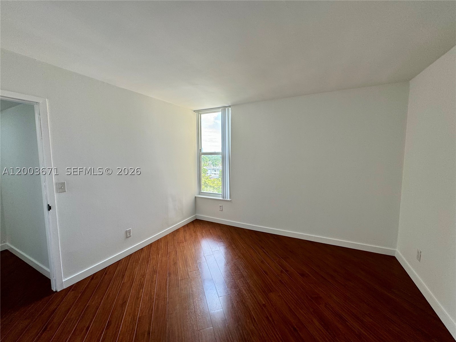 2020 NE 135th St #810, North Miami FL 33181