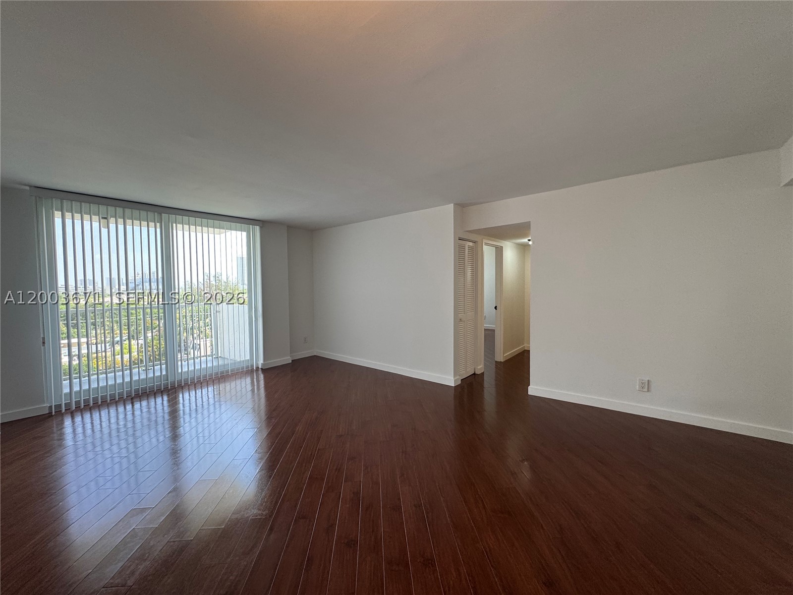 2020 NE 135th St #810, North Miami FL 33181