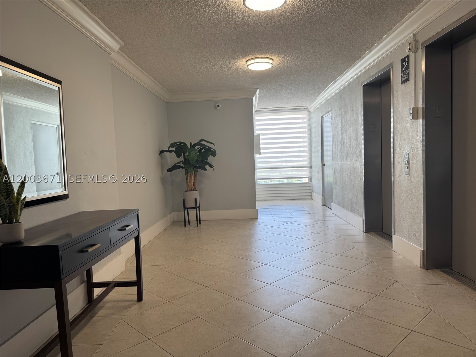 2020 NE 135th St #810, North Miami FL 33181