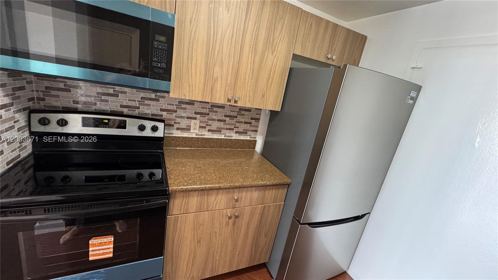 2020 NE 135th St #810, North Miami FL 33181