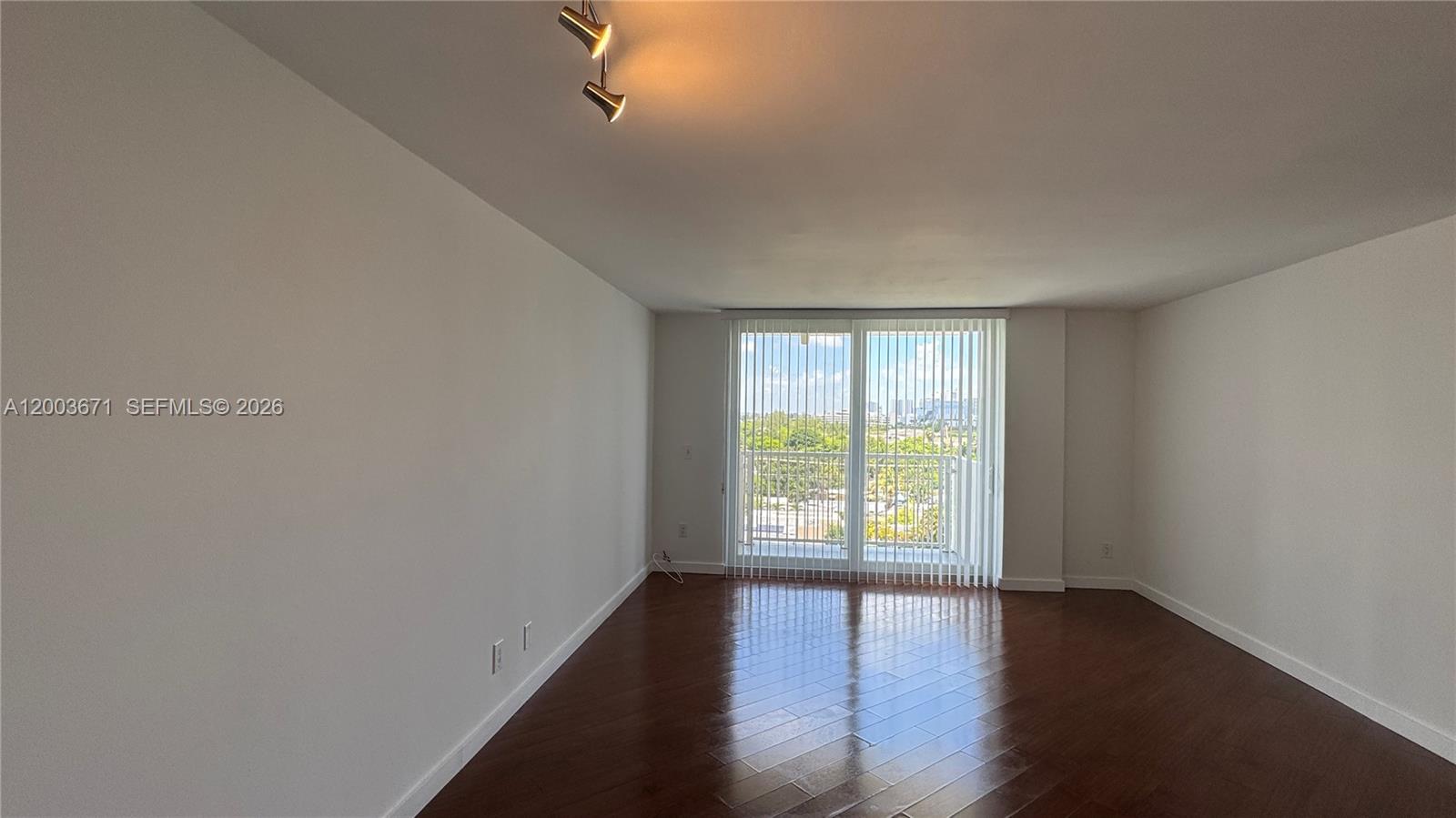 2020 NE 135th St #810, North Miami FL 33181