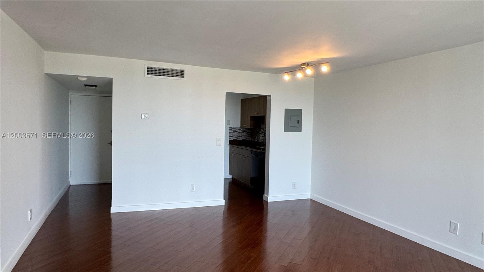 2020 NE 135th St #810, North Miami FL 33181