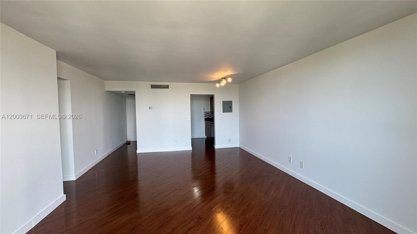 2020 NE 135th St #810, North Miami FL 33181