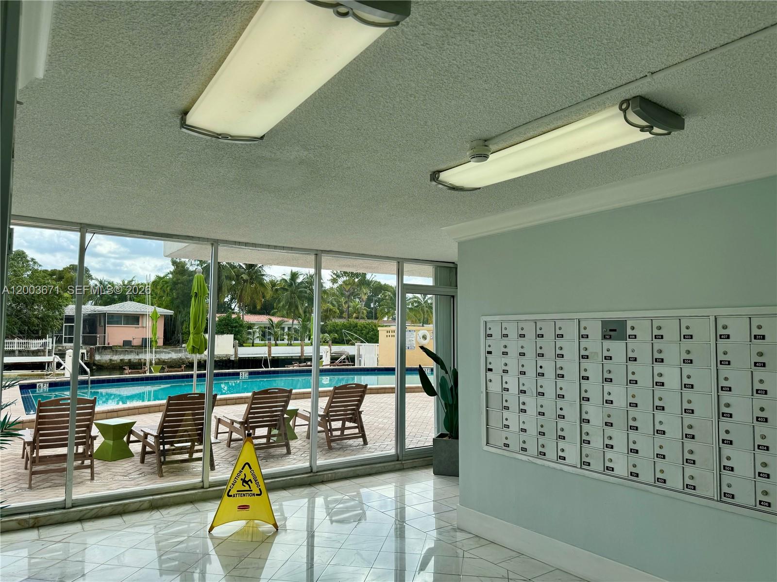 2020 NE 135th St #810, North Miami FL 33181