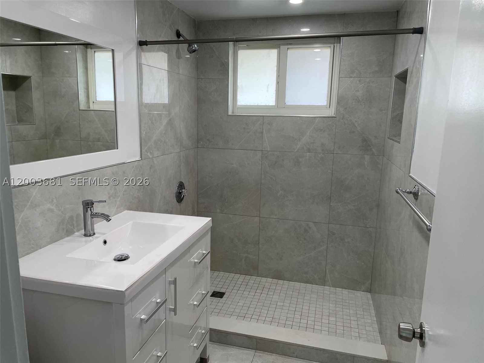8640 SW 125th Ter, Miami FL 33156