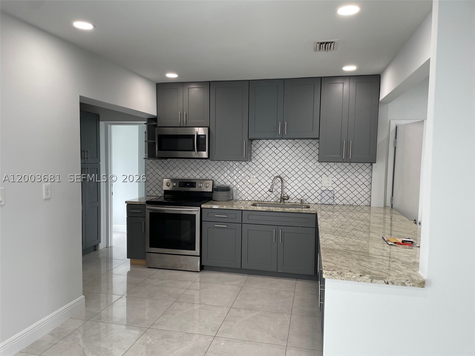 8640 SW 125th Ter, Miami FL 33156