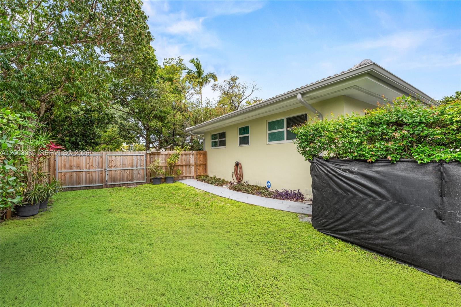 501 Lawn Way, Miami Springs FL 33166