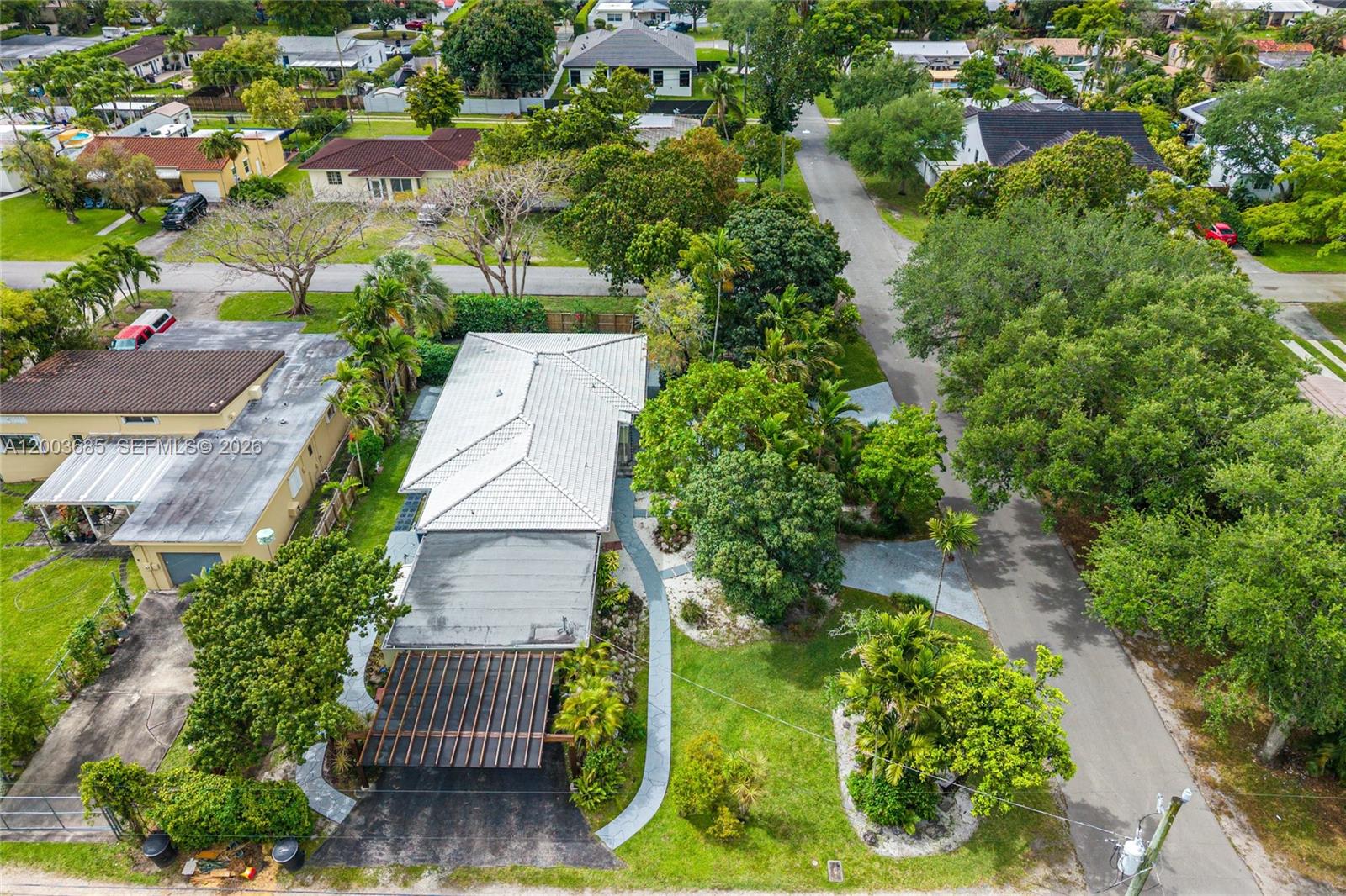 501 Lawn Way, Miami Springs FL 33166