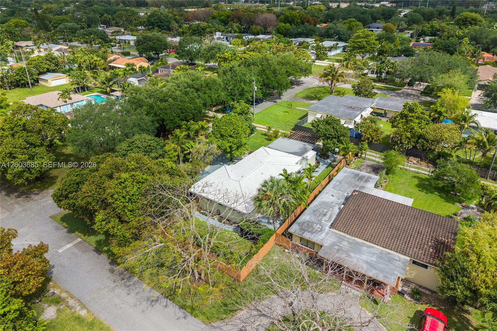 501 Lawn Way, Miami Springs FL 33166