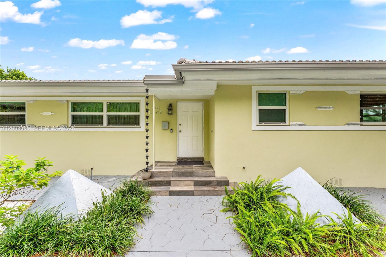 501 Lawn Way, Miami Springs FL 33166