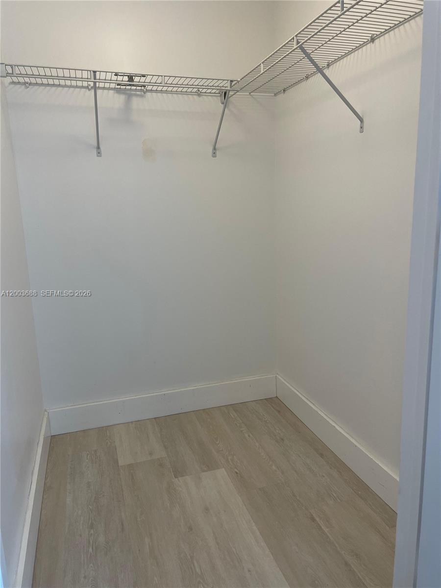 50 Biscayne Blvd #2611, Miami FL 33132