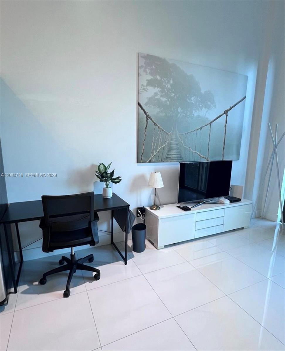 244 Biscayne Blvd #237, Miami FL 33132