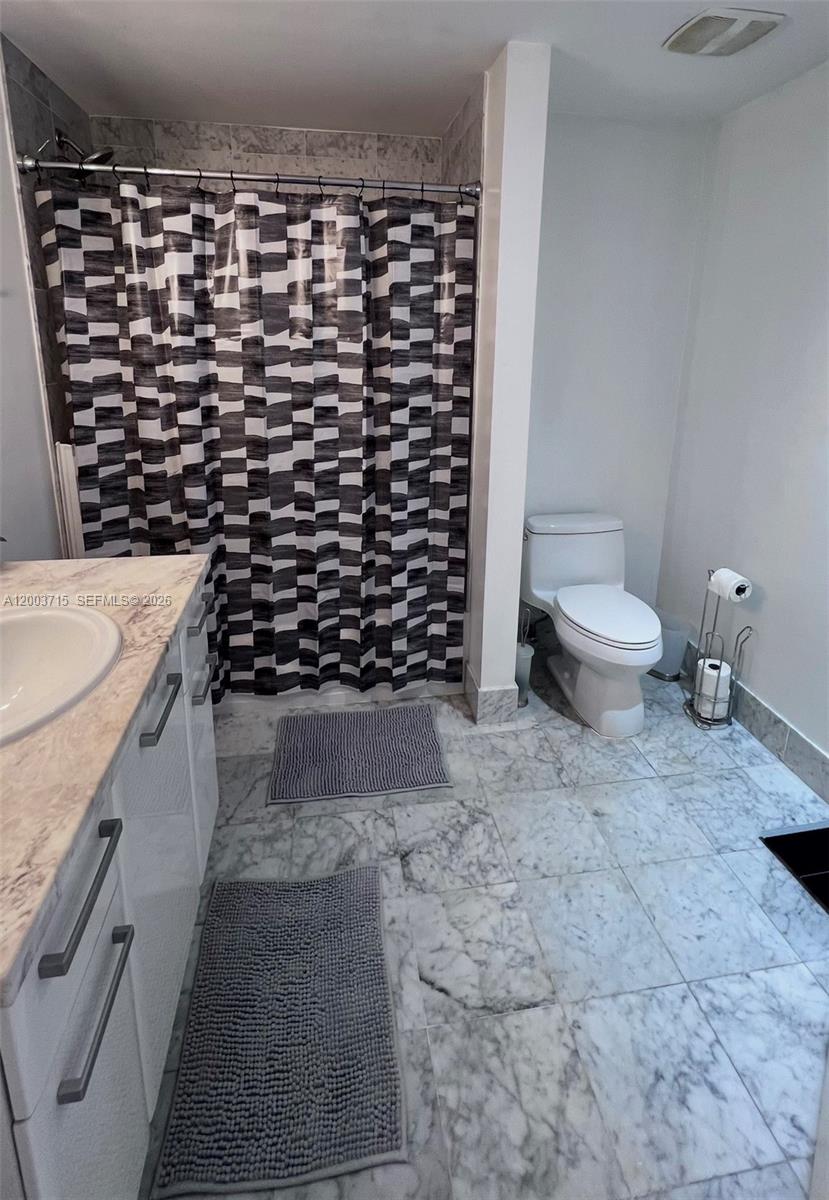 244 Biscayne Blvd #237, Miami FL 33132