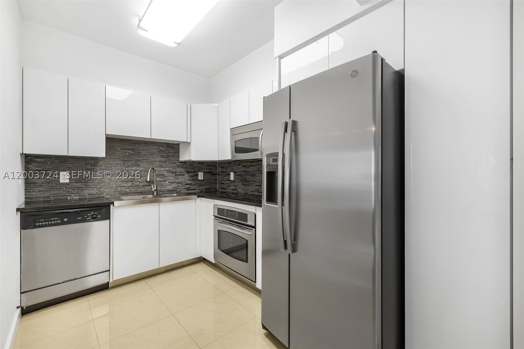 6365 Collins Ave #805, Miami Beach FL 33141