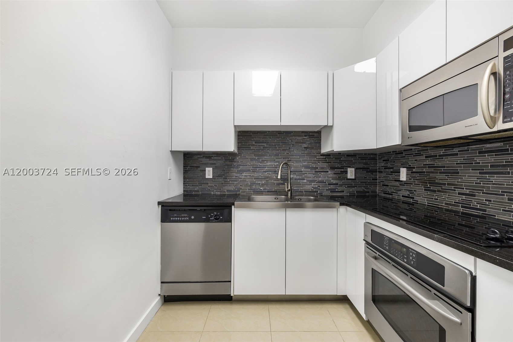 6365 Collins Ave #805, Miami Beach FL 33141