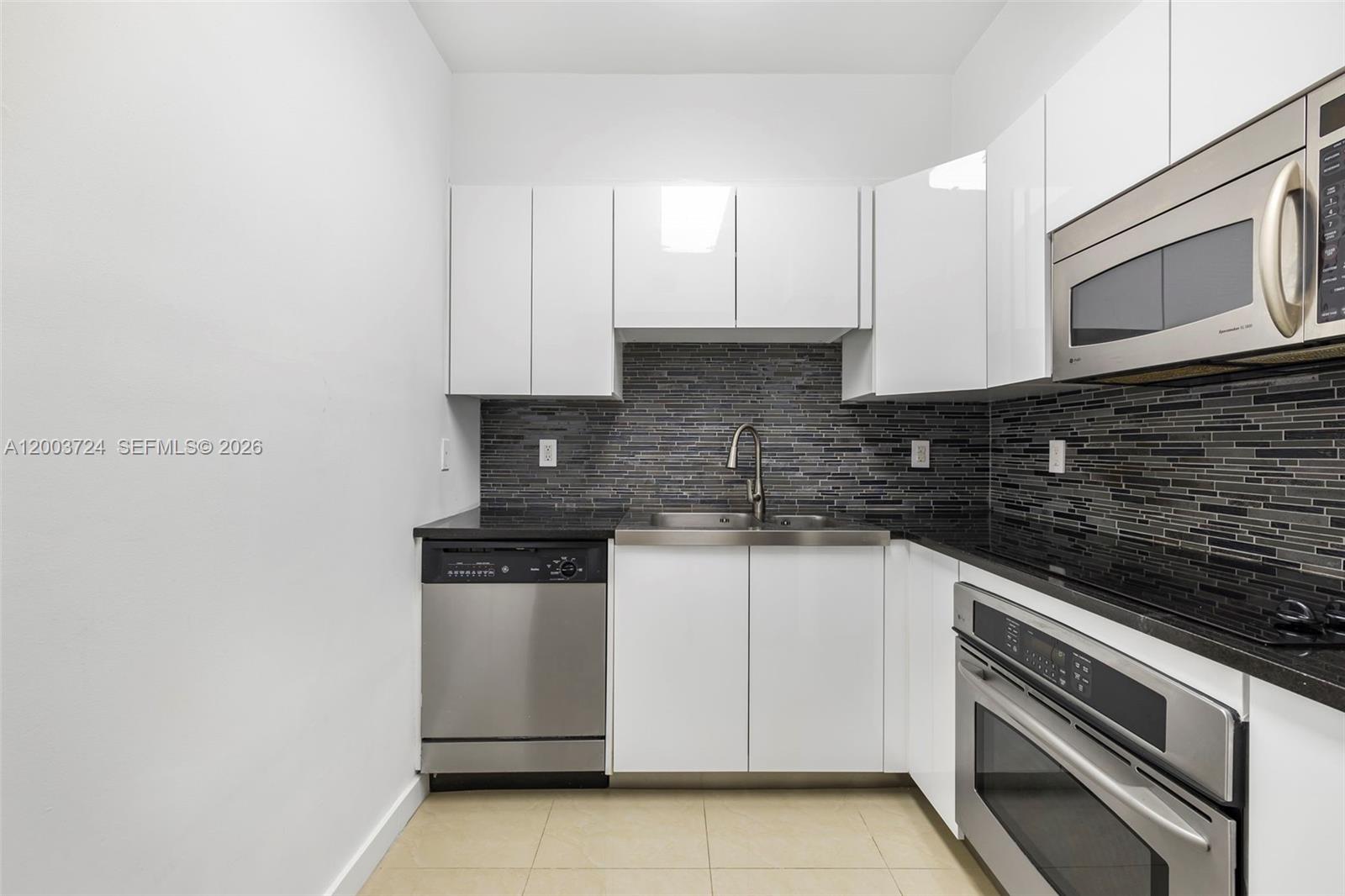 6365 Collins Ave #805, Miami Beach FL 33141