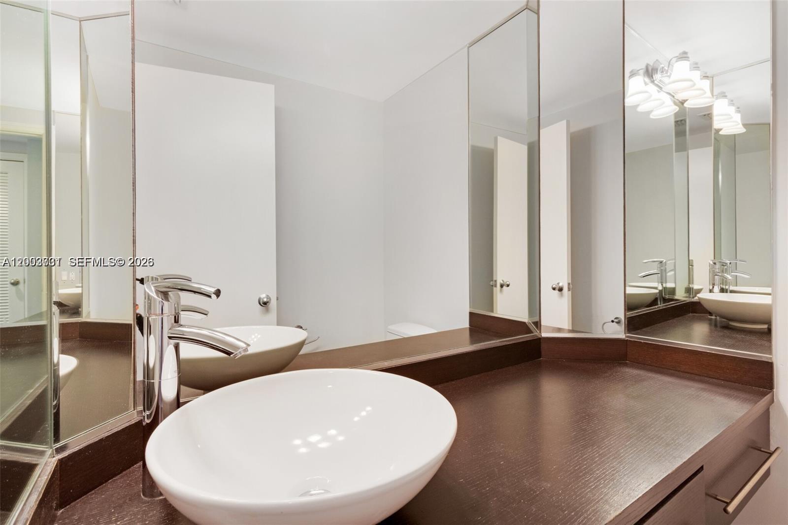 701 Brickell Key Blvd #2103, Miami FL 33131