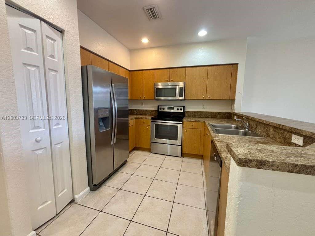 8375 SW 29th St #102, Miramar FL 33025
