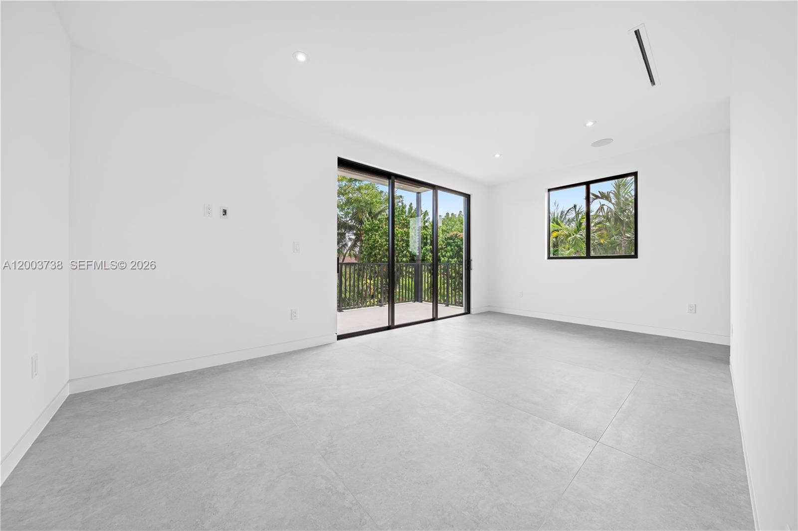 3320 SW 23rd St, Miami FL 33145