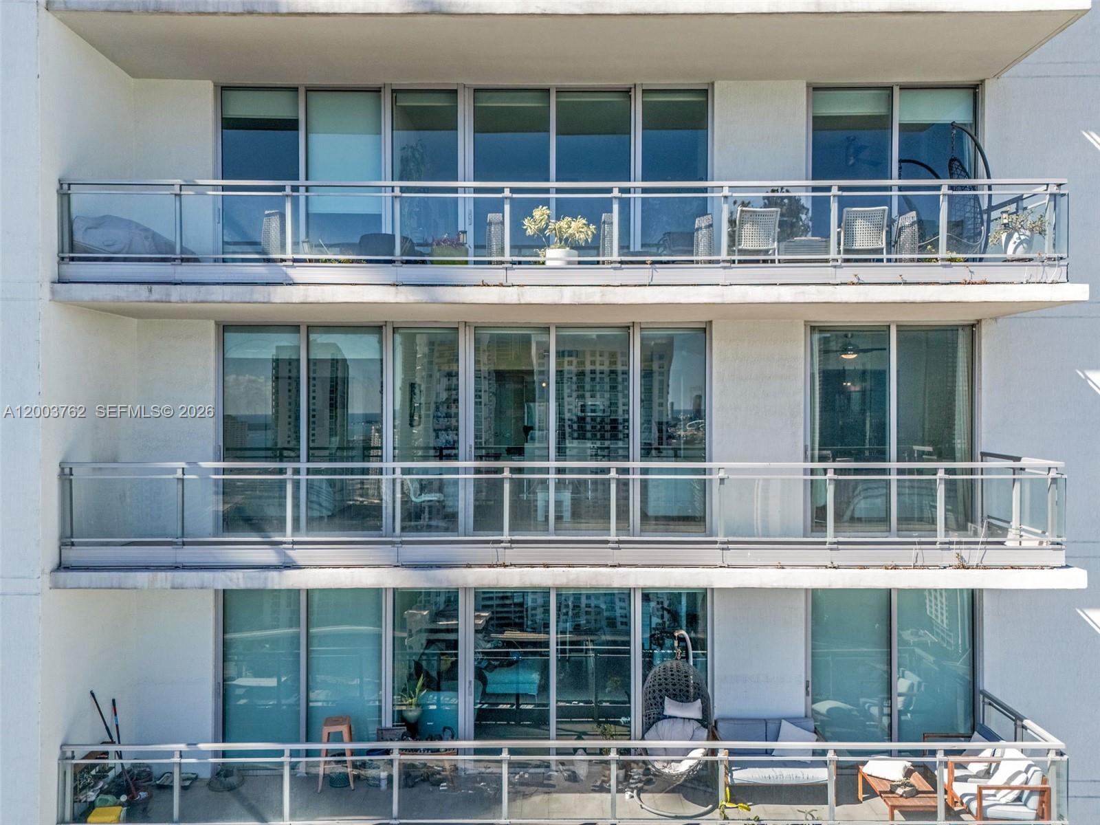 92 SW 3rd St #3611, Miami FL 33130