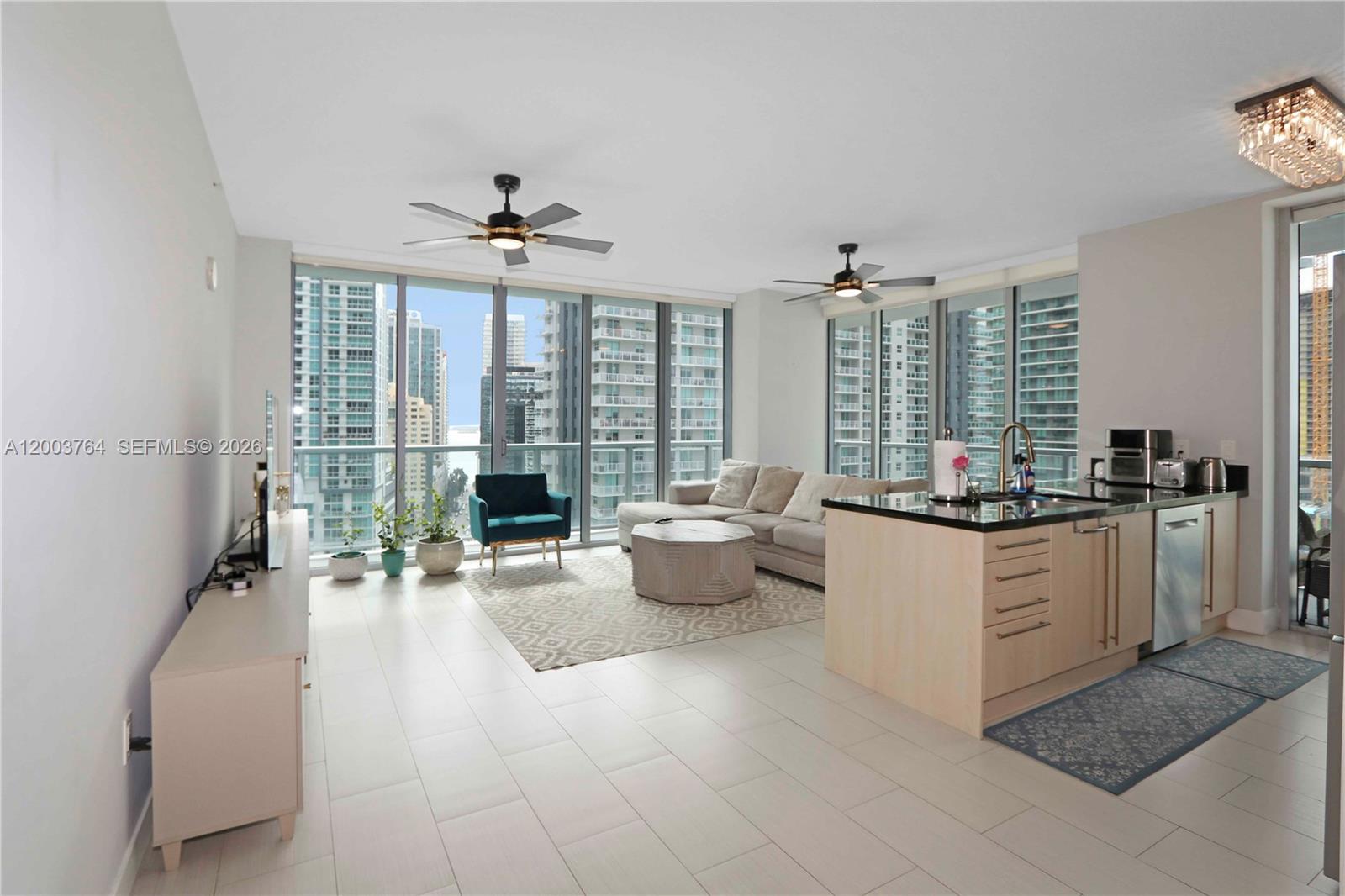 79 SW 12th St #2106-S, Miami FL 33130