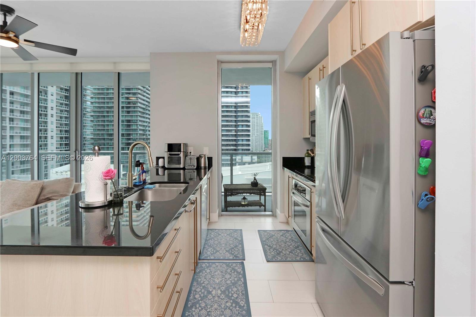 79 SW 12th St #2106-S, Miami FL 33130