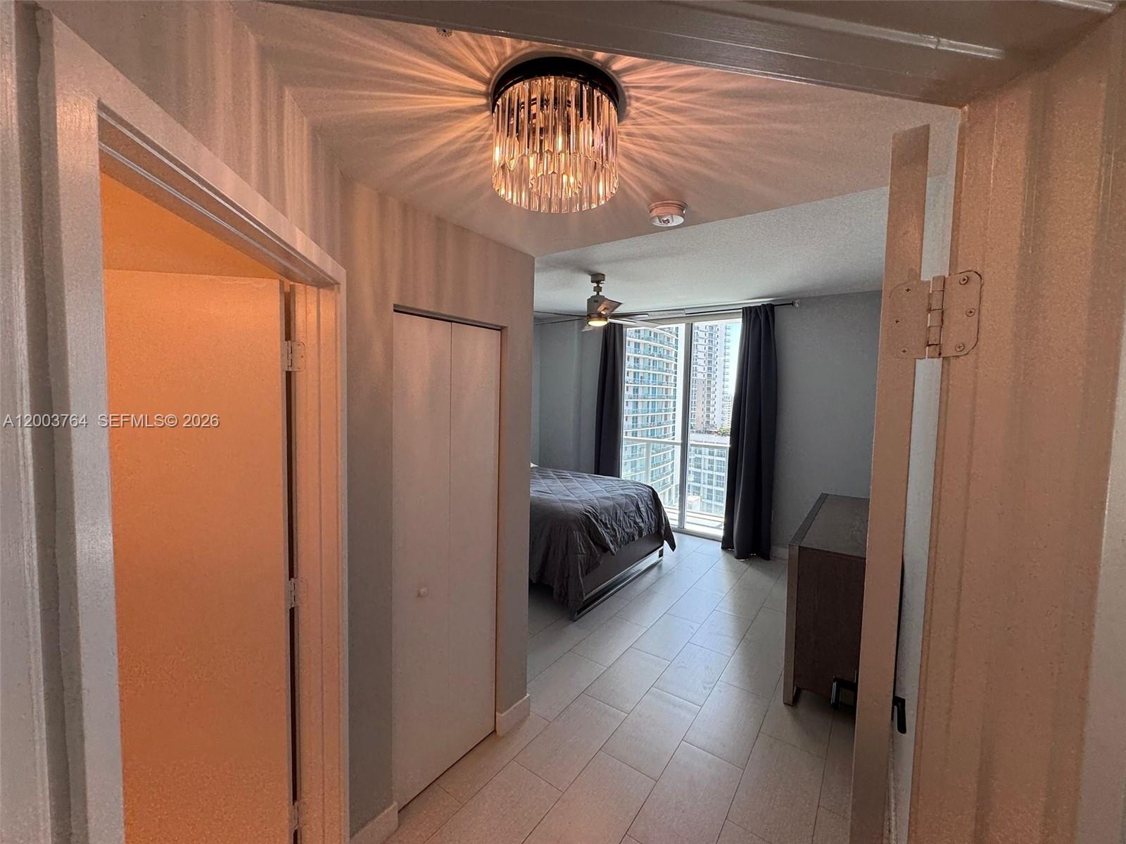 79 SW 12th St #2106-S, Miami FL 33130