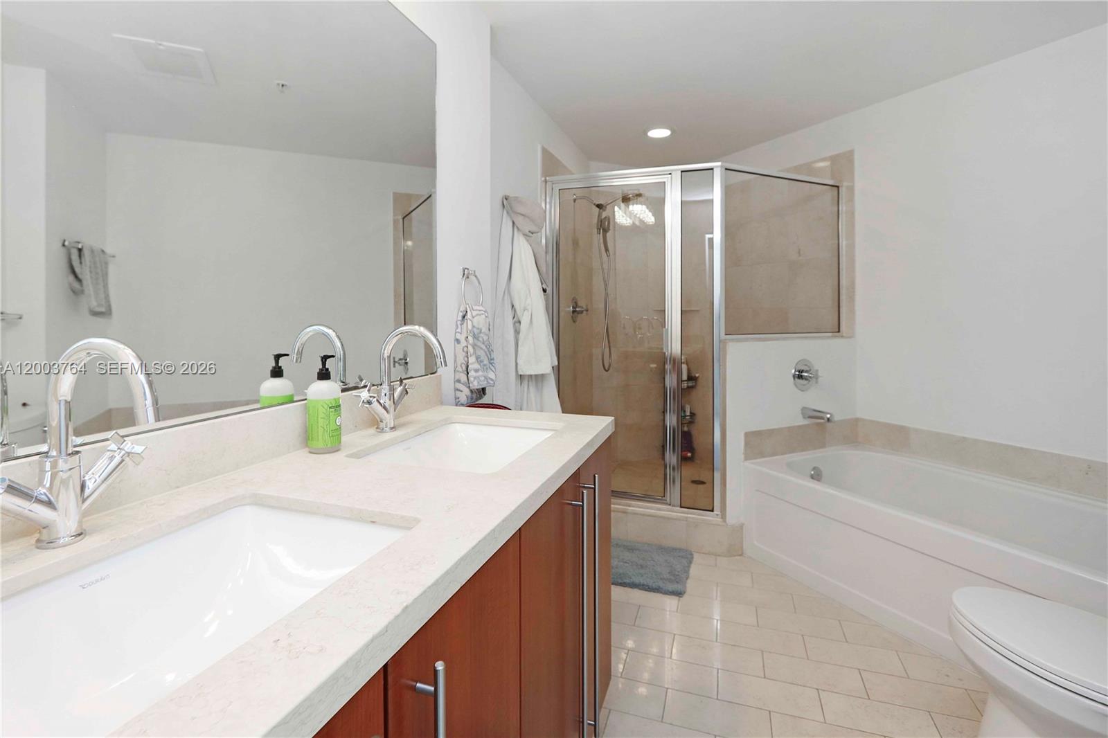 79 SW 12th St #2106-S, Miami FL 33130