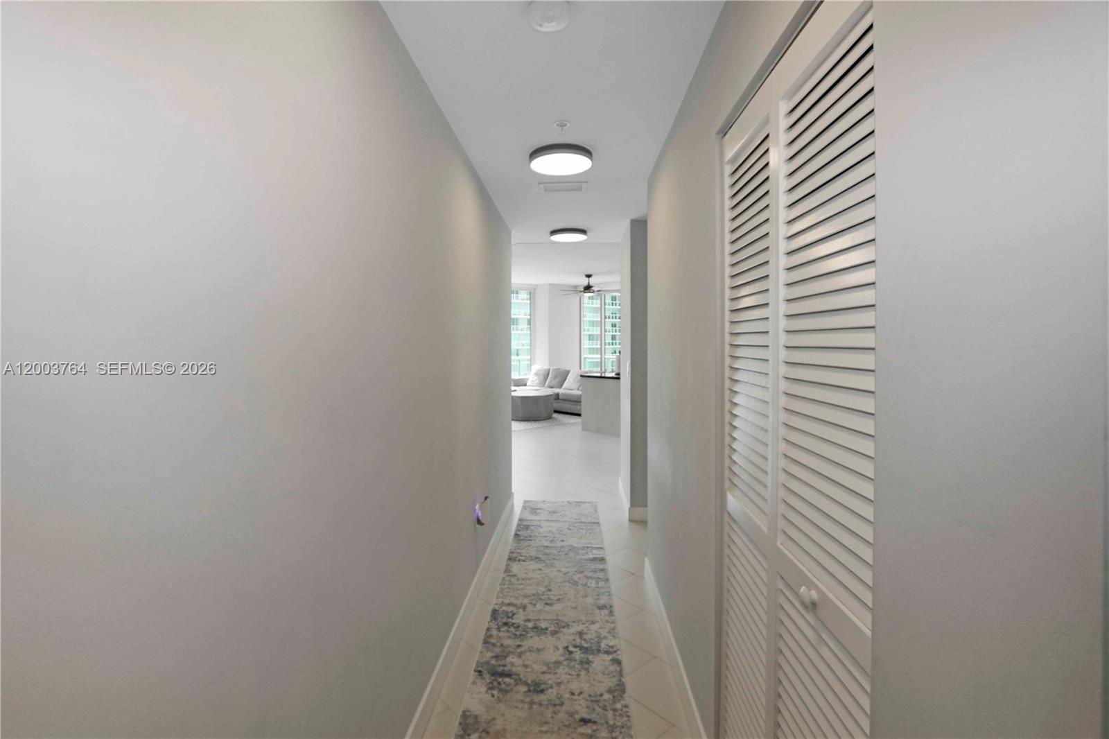 79 SW 12th St #2106-S, Miami FL 33130